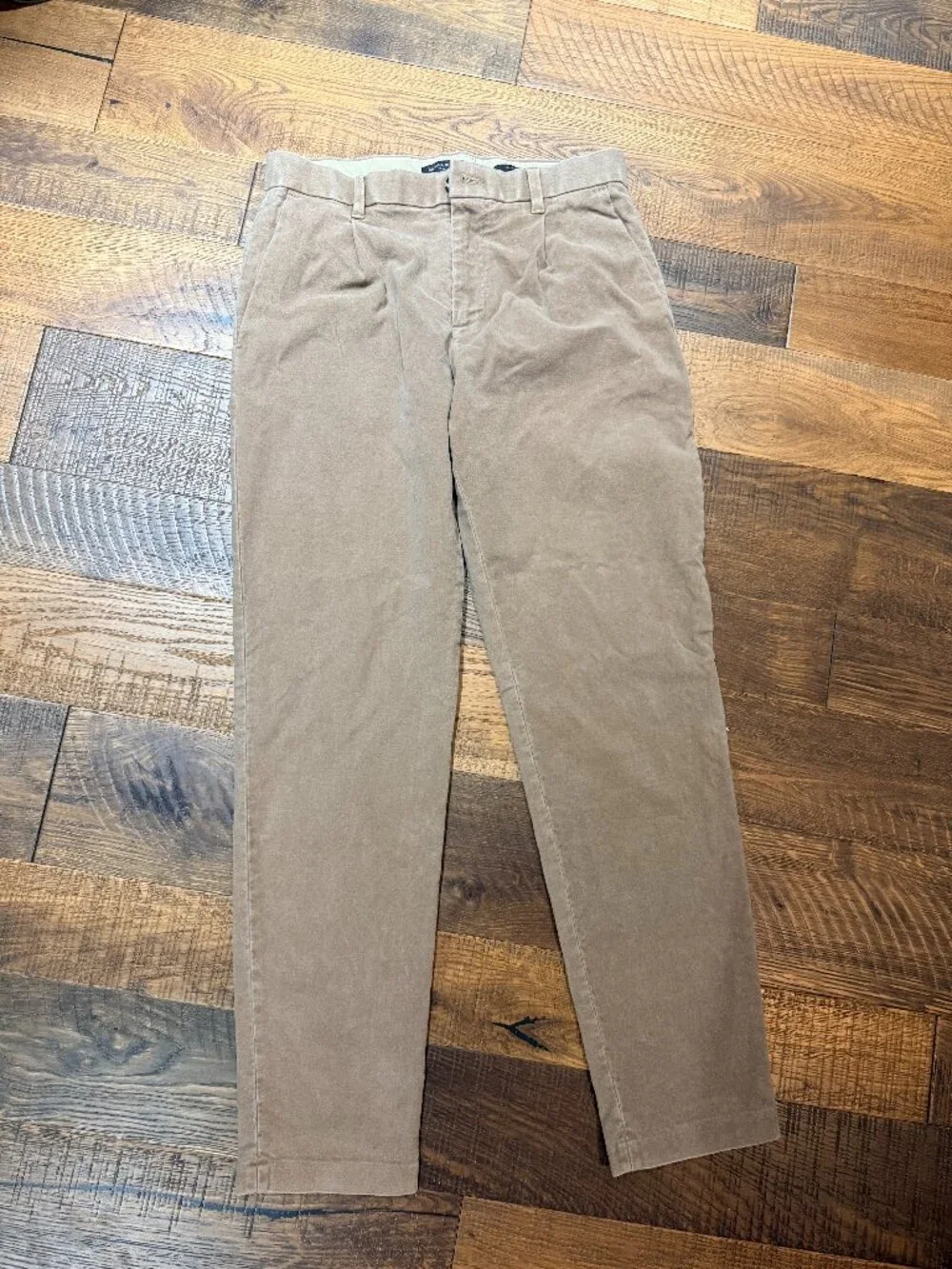 Banana Republic Traveler Tan Khaki Relaxed Tapered Pants Men's 30R